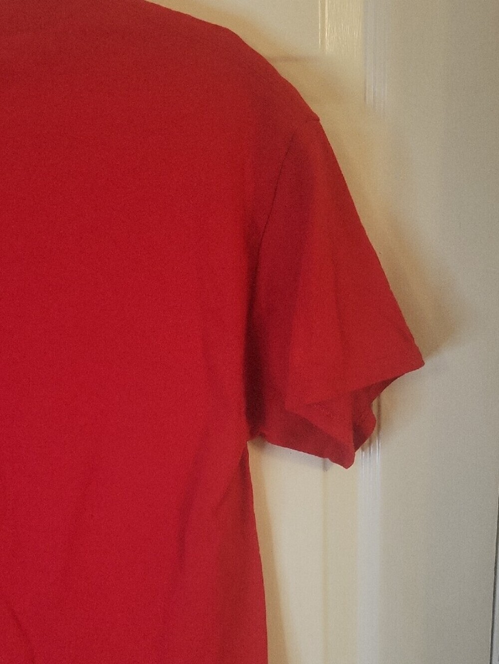 MLB Philadelphia Phillies Red Graphic 'We Own The East' Tee - Picture 6 of 7